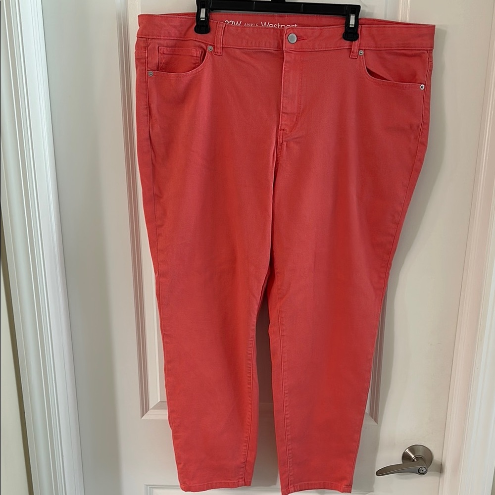 Westport Vibrant Pink Cropped Pants